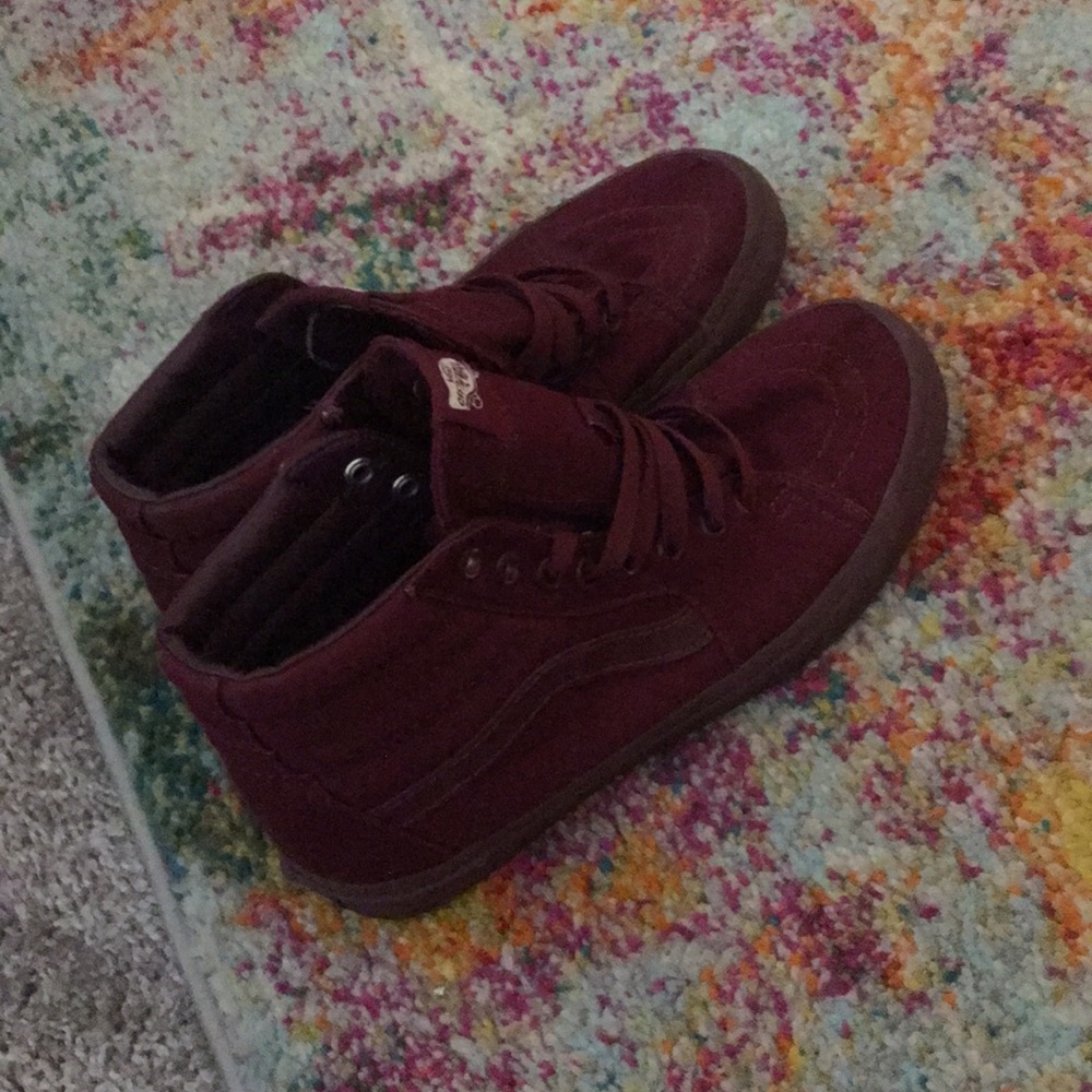 Vans - Picture 2 of 4